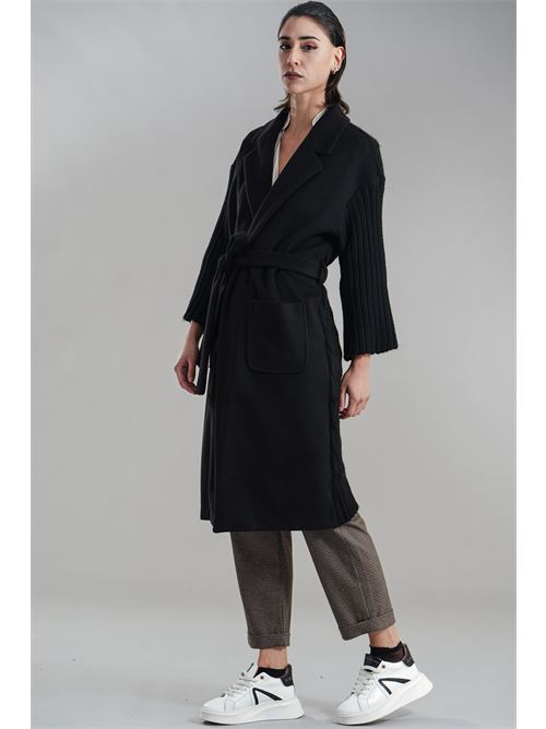 Cappotto con cintura Love To Love by Gai Mattiolo | LV1607NERO